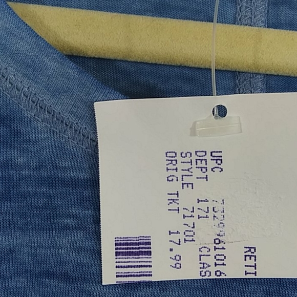 Style & Co burn out tee - Picture 2 of 5